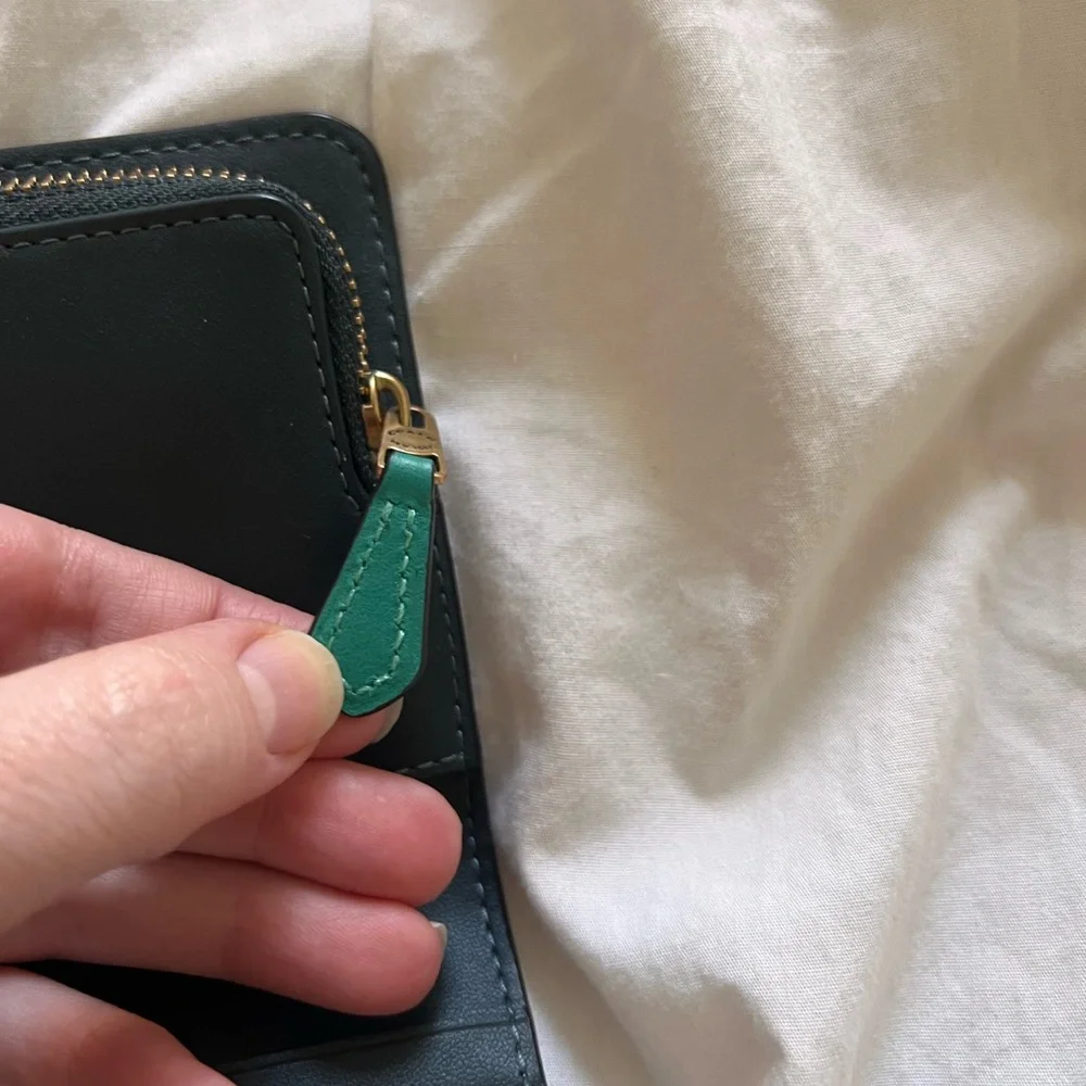Coach Wallet - Picture 7 of 7